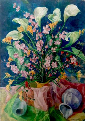 Composizione floreale con fondo bleu